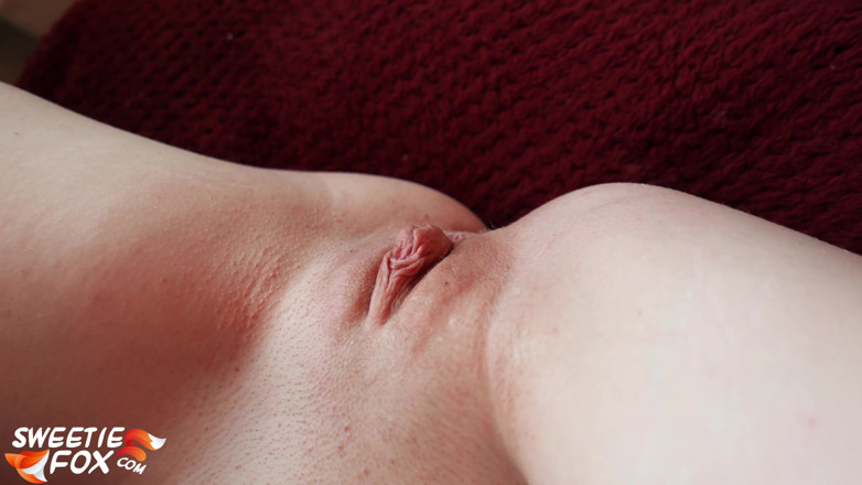 Sweetie Fox: Hot baby fingering and fuck pussy sex toy  - female orgasm
