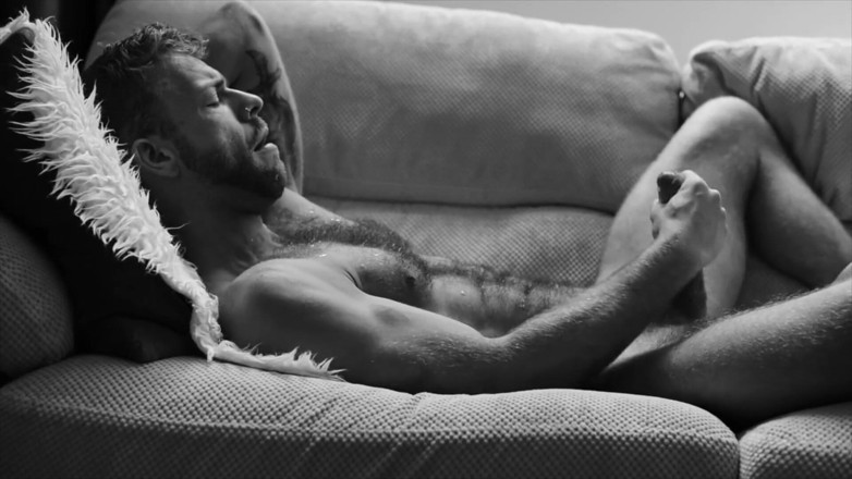 Ridley Dovarez | Gaysight: ガブリエル・フェニックスやジャークオフの芸術