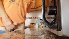 Rafael Torreano: मुझे किचन काउंटर पर वीर्य निकालते हुए देखें