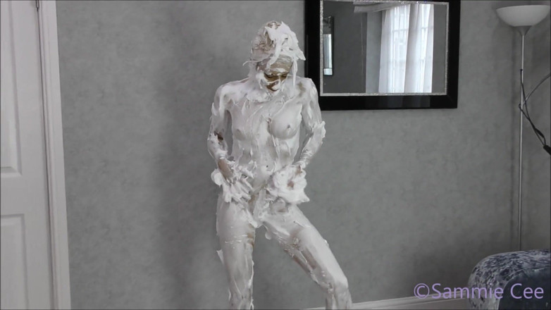 Sammie Cee: Head to toe shaving foam