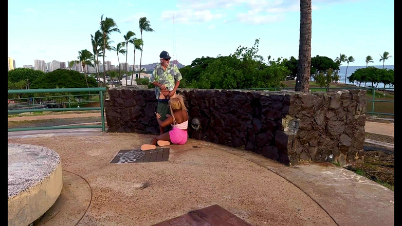 Pastel Allure: Pastel и Rex делают минет на закате