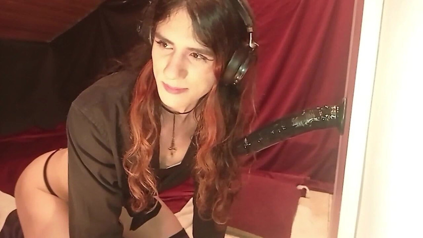 Gorgeous Sissy Deepthroats and Drools on Your Cock (Dii Vampy) Gorgeous Sissy Deepthroats and Drools on Your Cock (Dii Vampy)