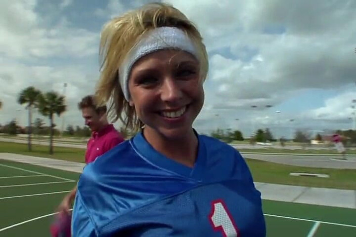 Perv Milfs n Teens: Brianna Beach knullar ung tapp tills han dyker upp - Perv...