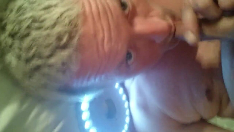 Lov2selfsuck: An Intense Orgasm From a Blowjob Cum in Mouth