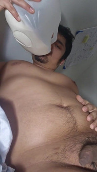 털이 무성한 젖탱이의 육덕 거유녀
