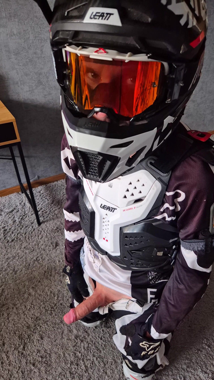 Sneakersmax98: Horny Motocrosser Biker Pushes Himself to the Edge, Couldn't Help...