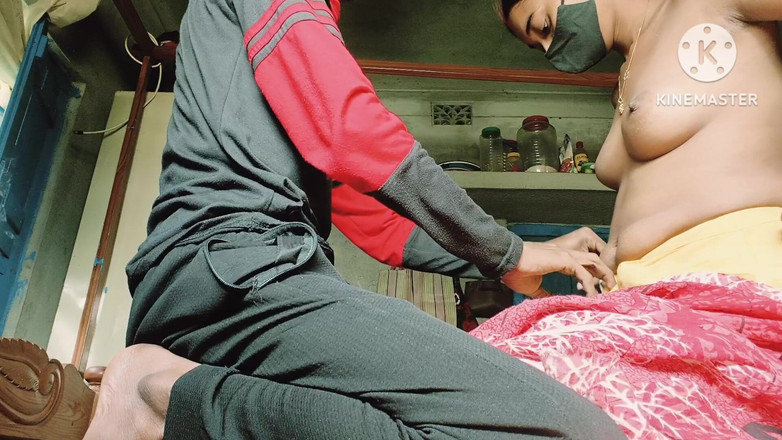 Pojahoty: Video seks adik tiri menjilat susu seks keras dan menjolok...