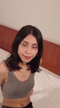 200-1 drobná latina šuká pro creampie
