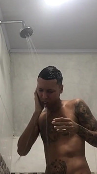 Una Refrescante Ducha 04:47 Am