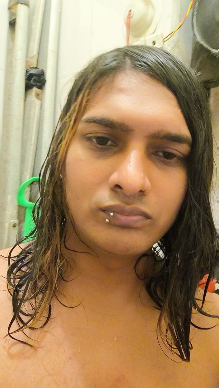 Zoyasazadai: Zoya Shezadi今天在家度假途中的欢乐时光