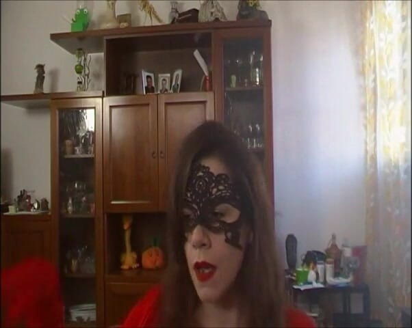 Bergami Melissa: Ti Schiaccio I Coglioni inutile Schiavo - pov - Italiaanse taal - mp4...