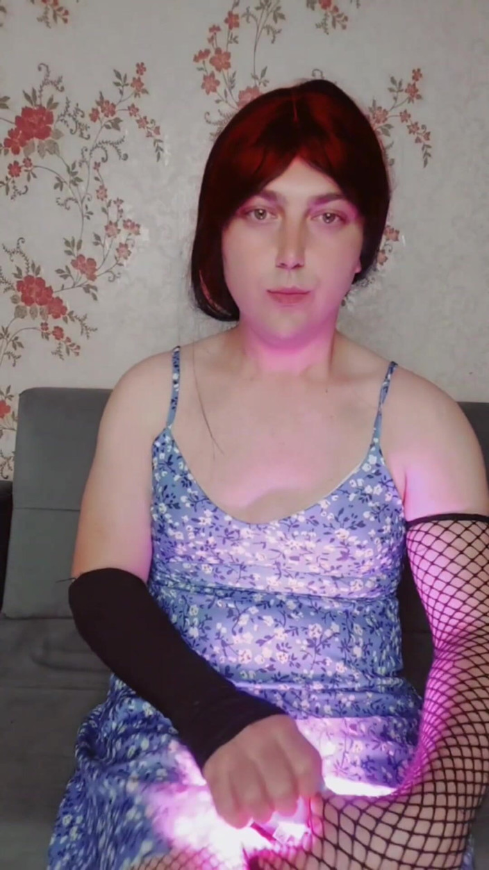 Kitty_Cross: Petualangan vampir sissy sissy si penyihir