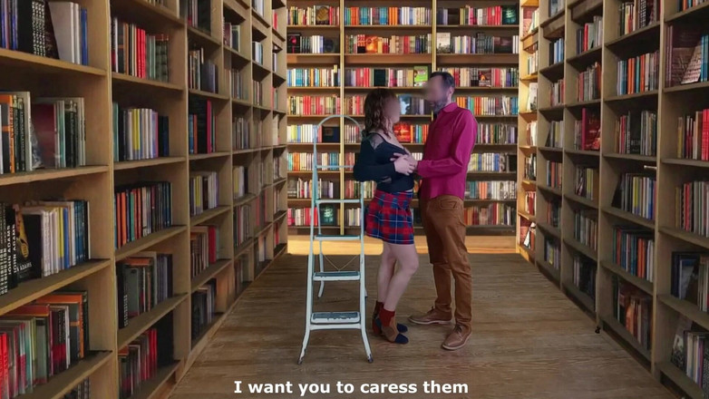 LadyRoma: Je taille une pipe de façon inattendue à mon prof de...