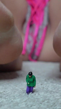 Giantess Girlfriend Plays with Boyfriend