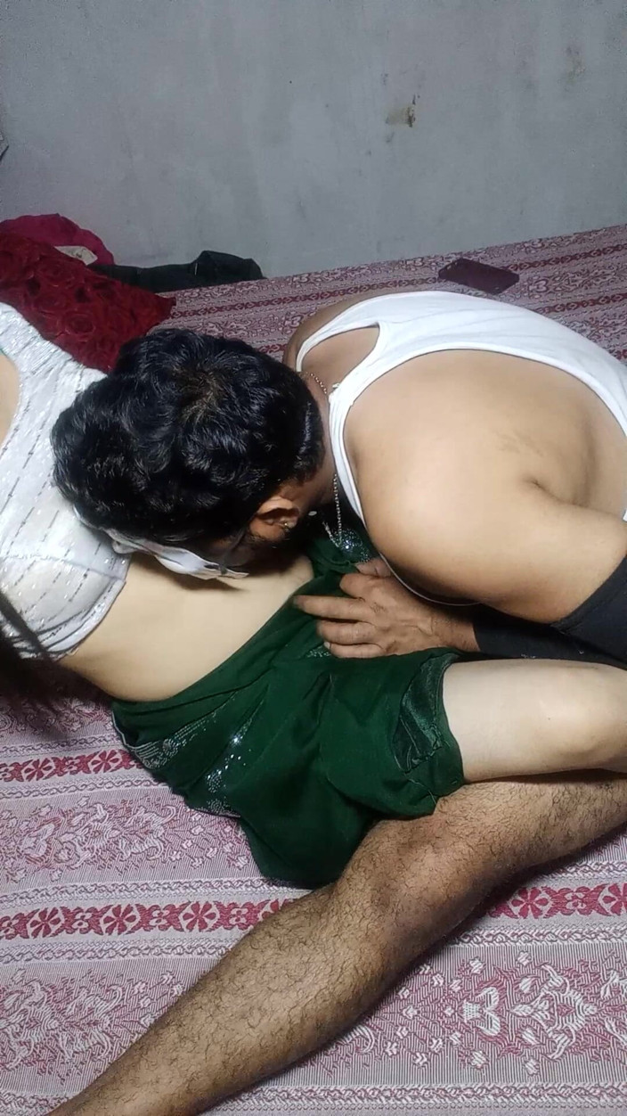 cuteindiancpl21: Ateşli Hintli çift romantizmle dolu