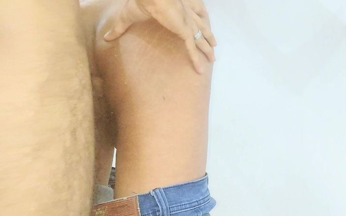 Rabbyal khan: पाकिस्तानी लड़के की टीचर द्वारा चुदाई