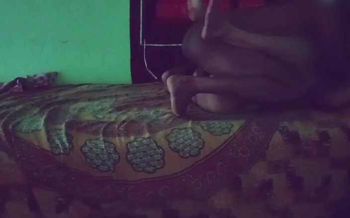 Housewife 69: धोखेबाज देसी भारतीय पत्नी का अपने पूर्व प्रेमी के साथ सेक्स और रिकॉर्ड किया गया वीडियो
