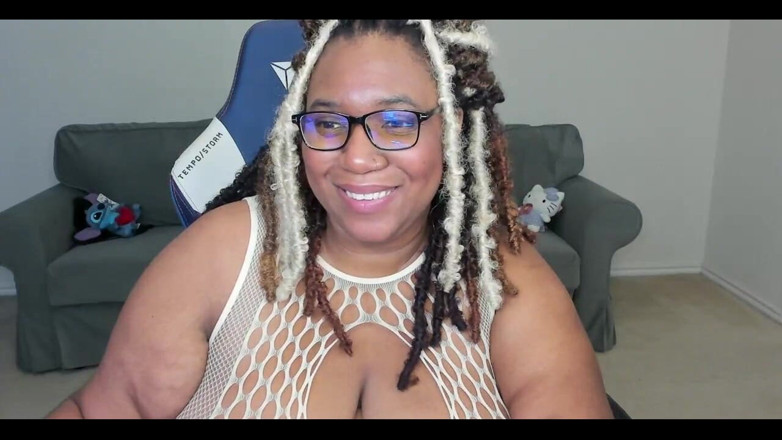 Josie4yourpleasure: Good Morning. Let's Start Friday off Right!