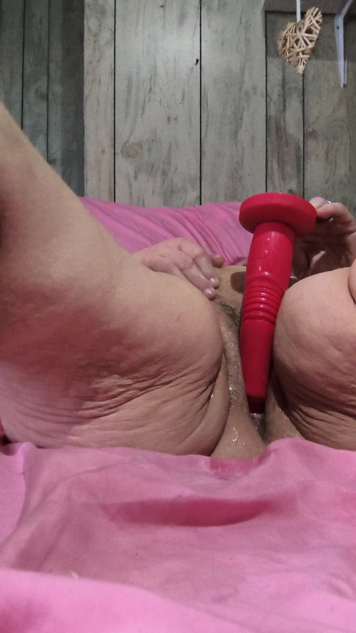 HerculesnVENUS: Destrozando a esta reina obscena