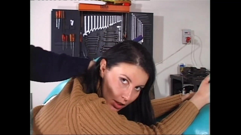 Forte Porno: Sur Le Quai, Attrape-moi