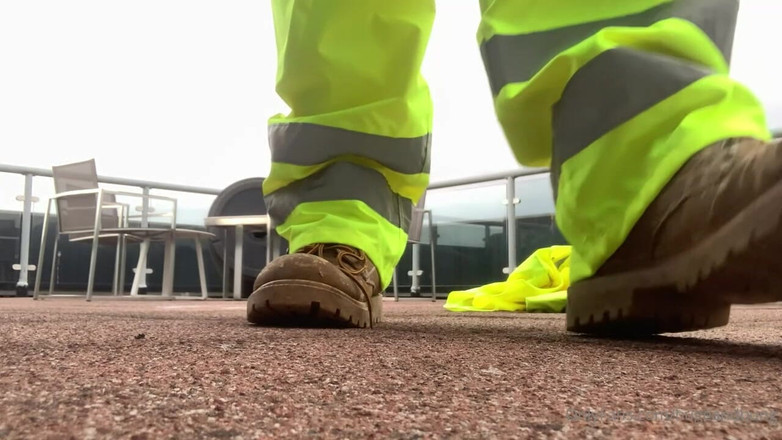 Jack stacked: 빌더 철 굽힘 근육 굴곡 및 측정