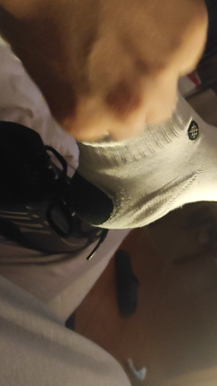SmokedAlloy2: Dirty Junk Bro (dj-bro) Keulen, Wixen, Sport Schuhe, Anpissen