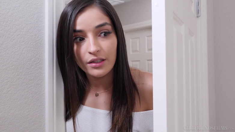 Girlfriends Films: Jurnale lesbiene secrete