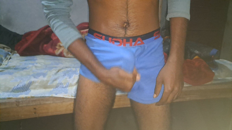 Rk_pornstar: Oldman Cook în lenjerie intimă futai solo