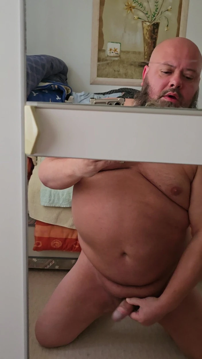 big_davec: Мастурбация головы на зеркало