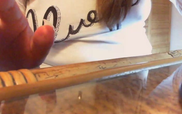 Nicoletta Embassi: Asmr Long Nails Video Sexy ruce a nehty