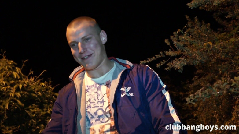Club Bang Boys: Sborrata in pubblico di notte