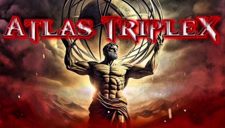 Atlas_TripleX: Gilf ve orta yaşlı seksi kadın akşam yemeği için üçlü grup...