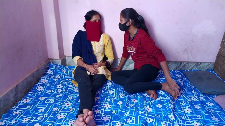 HousewifeGeeta: Fuck Friends Girlfriend with Friend - Real Threesome