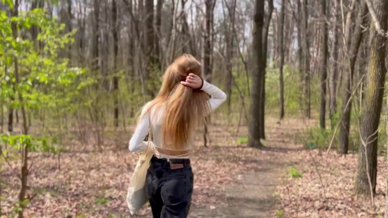Bunny Rabbits: 18y.o. Girl Was Fucked in a the Park