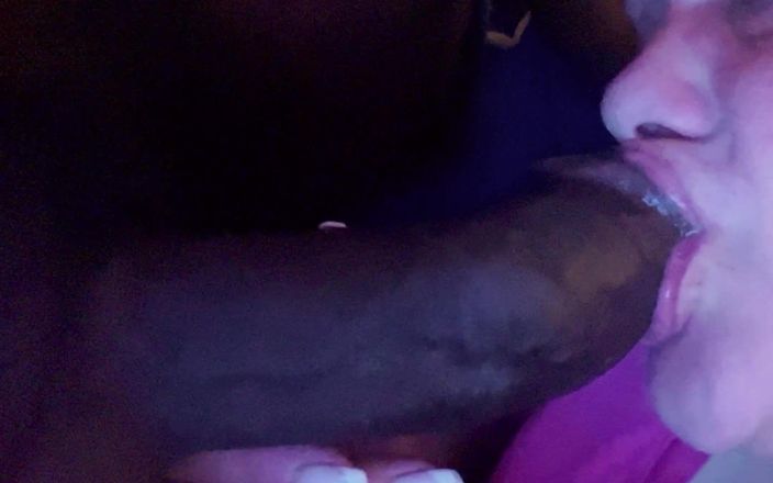 Magic gums: Подивіться на мою дорогоцінну сперму чорного члена від мого мастурбує