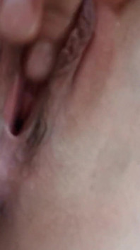 A Real Amateur, Having a Real Orgasm