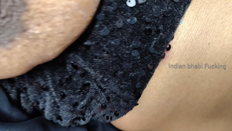 Indianbhabifucking: Sumitha Bhabi and Husband Friend Sex on Bedroom