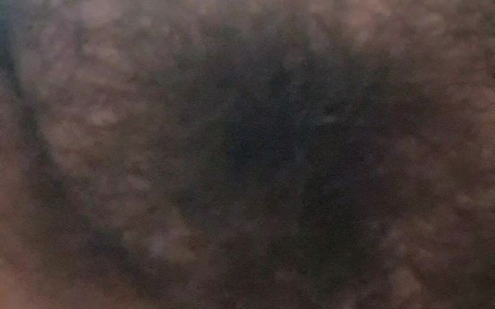 Mommy big hairy pussy: Зріла мачуха гола зі своєю смачною пиздою