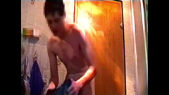 Mark Hannes: Tắm và thủ dâm