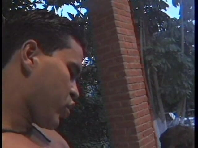 Tranny Media: Teen tranny in hot threesome