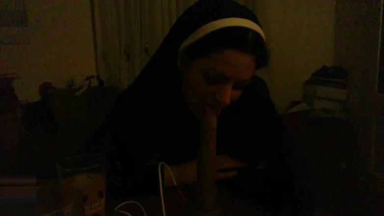 Toilet Mommy: Non pov dildo training pijpbeurt