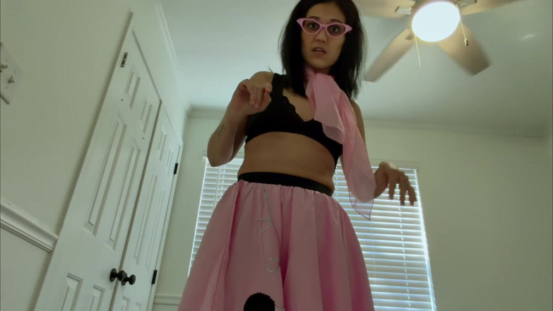 Kink in Time: Sultry dos anos 50 de Devyn, Giantess Fantasy HD POV Tiny...