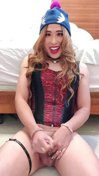 Sissy Slut Bess Edges Her Clitty Before Eating Her Loads