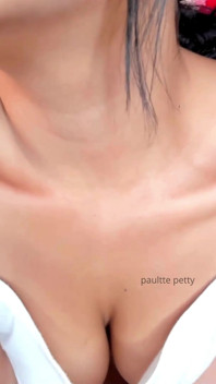 Fofa Pequena Quer Ser Fodida Porque Ela É Submissa E Só Gosta Quando Sua Vagina É Espancada