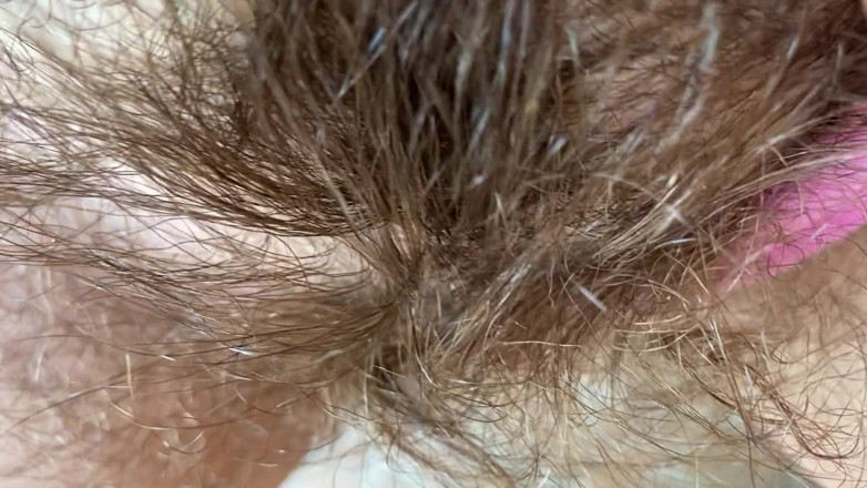 Cuteblonde666: Hairy bush fetish video closeup