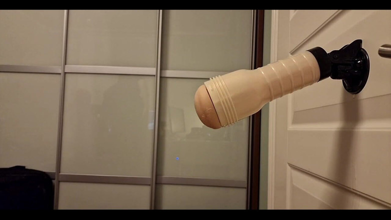Awesome A: Yepyeni Fleshlight'ımı test edin!