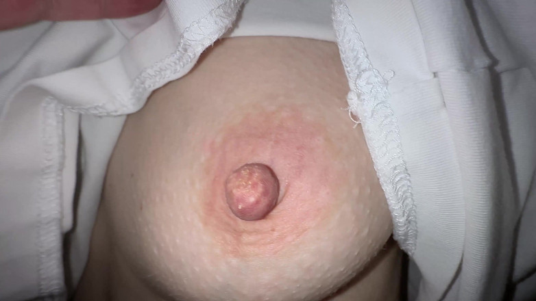 Gigi oficial: Gadis 18 tahun ngajarin sugar daddynya yang 69 tahun caranya ngentot memek...