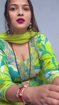 Newly Married Bahu Wants to Learn How to Give Perfect Blowjob...sasur Bahu Hindi Close up Blowjob Video.
