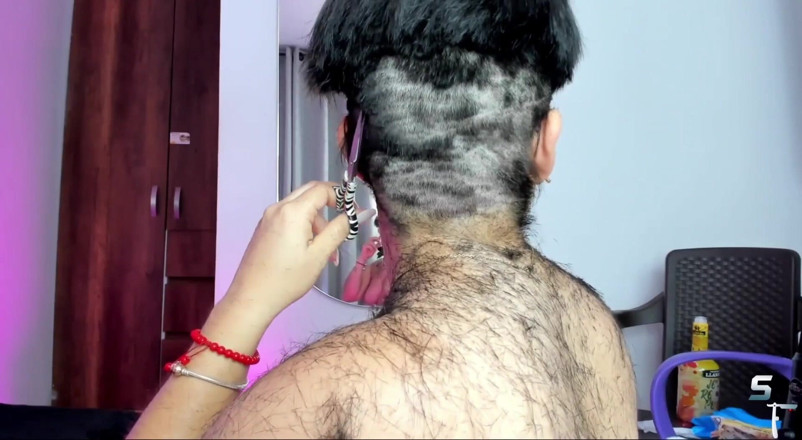 Shave Flix: Violetta