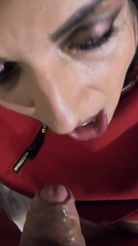 Milfycalla- babbo natale è buono con una moglie arrapata miLF troia 222